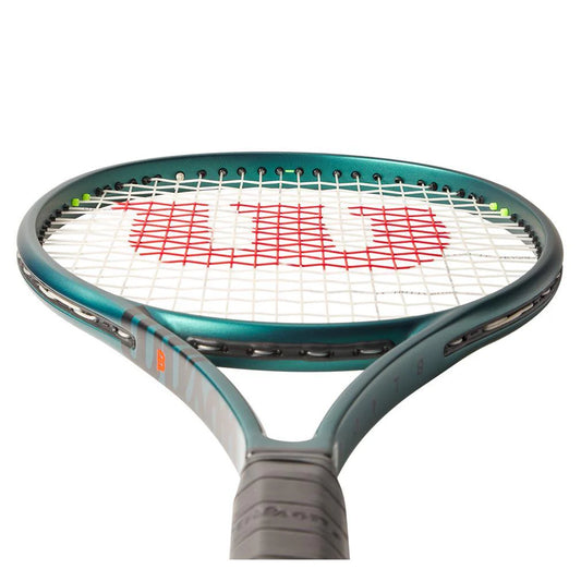 Wilson Blade 98 18x20 V9 Tennis Racquet