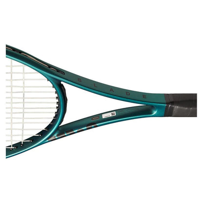 Wilson Blade 98 16x19 V9 Tennis Racquet