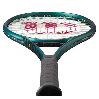 Wilson Blade 100 V9 Tennis Racquet