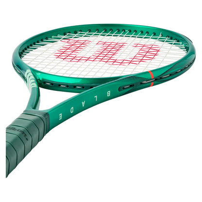 Wilson Blade 100L V10 Tennis Racquet